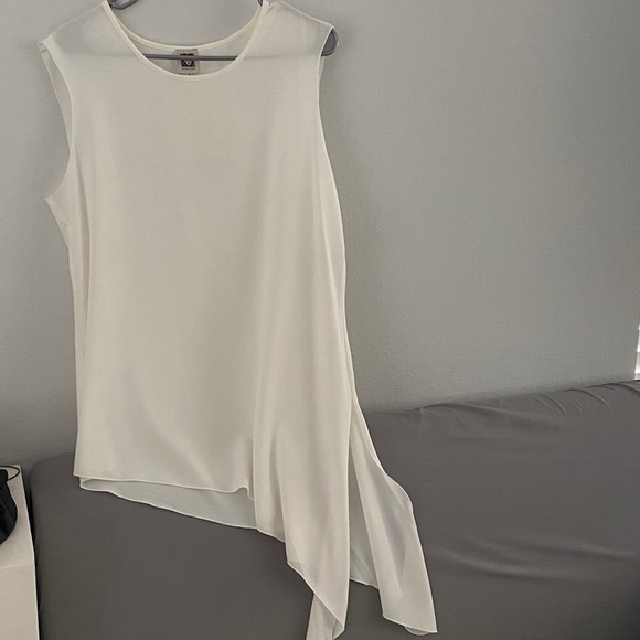 Top - Picture 1 of 8